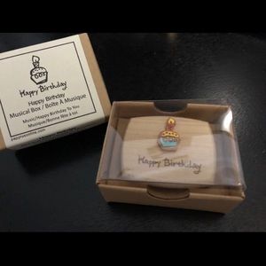 Small Birthday music box